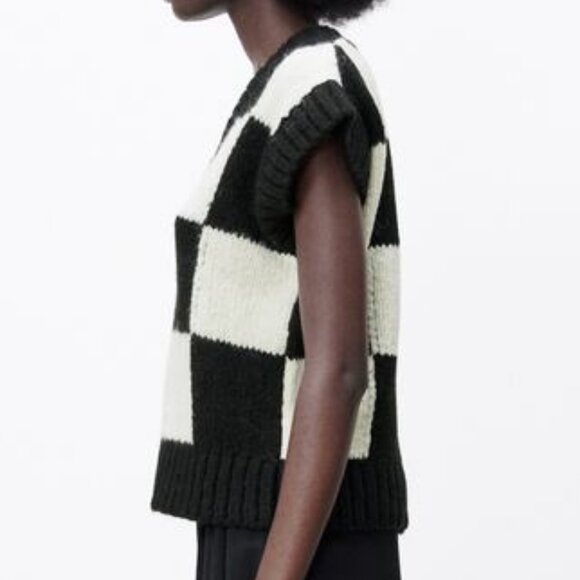 Zara Check Knit Sweater Vest ASO Wednesday Addams - Picture 4 of 14
